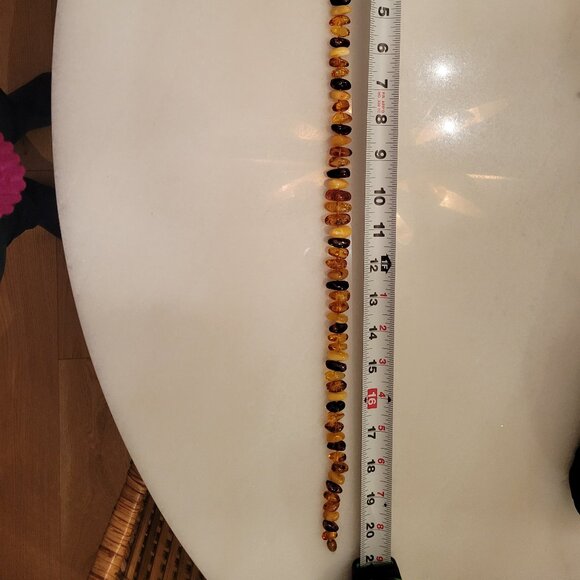 MULTI-COLOUR AMBER NECKLACE - Picture 4 of 4